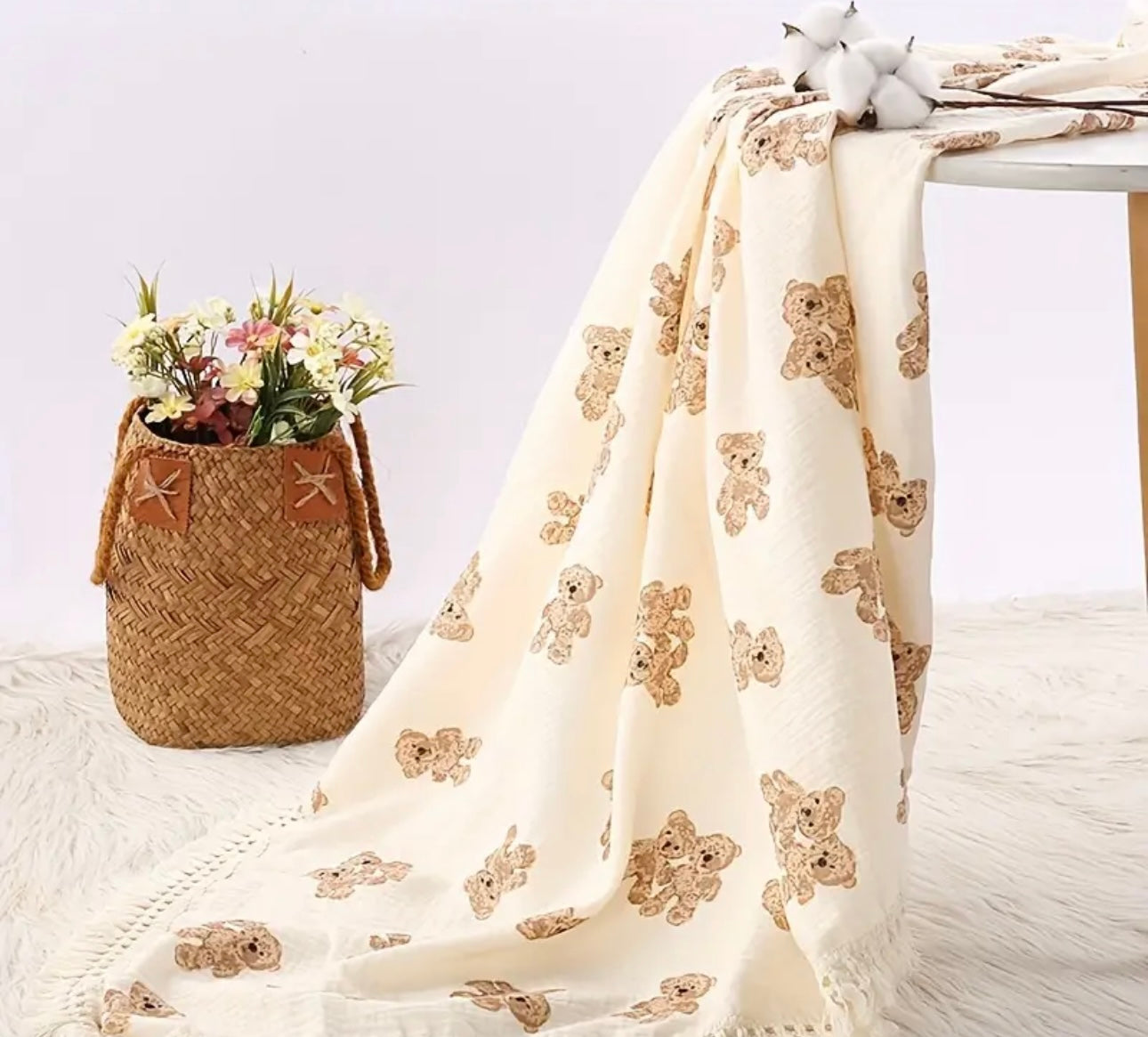 Baby Bear & Co Muslin Frill Blanket